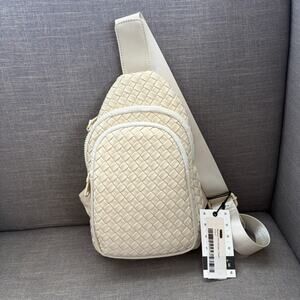 Sol & Selene Beyond The Horizon Cream Woven Neoprene Sling Bag NWT $80